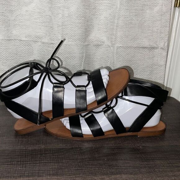 Black Zara Basic Collection Gladiator sandals, size 9.5 - Picture 3 of 7